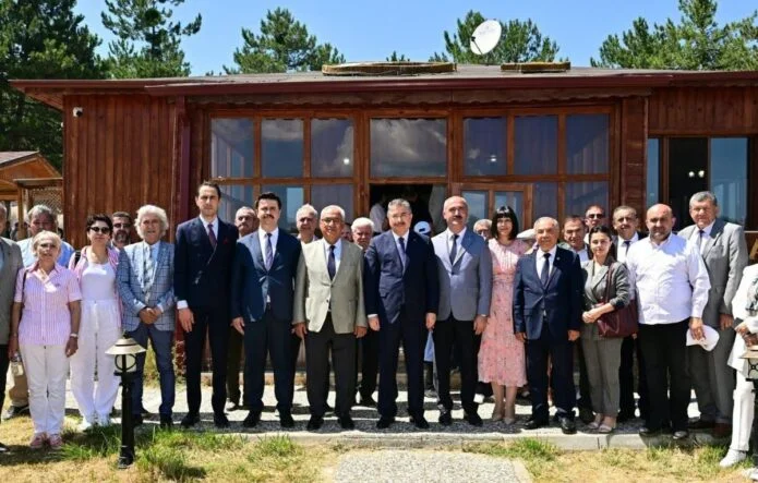 eskisehir-mihaliccik-46-geleneksel-kiraz-festivali-kalburcu-orman-parki-erdinc-yilmaz-haydar-corum-agustos-2026